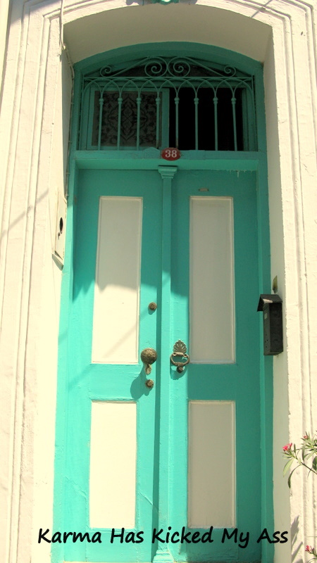 Ayvalik Evlerinin Kapilari 5