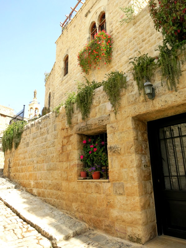 Deir El Kamar