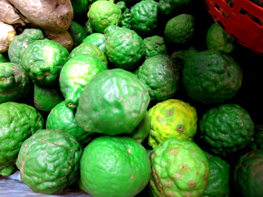 Bangkok'ta pazar alışverişi